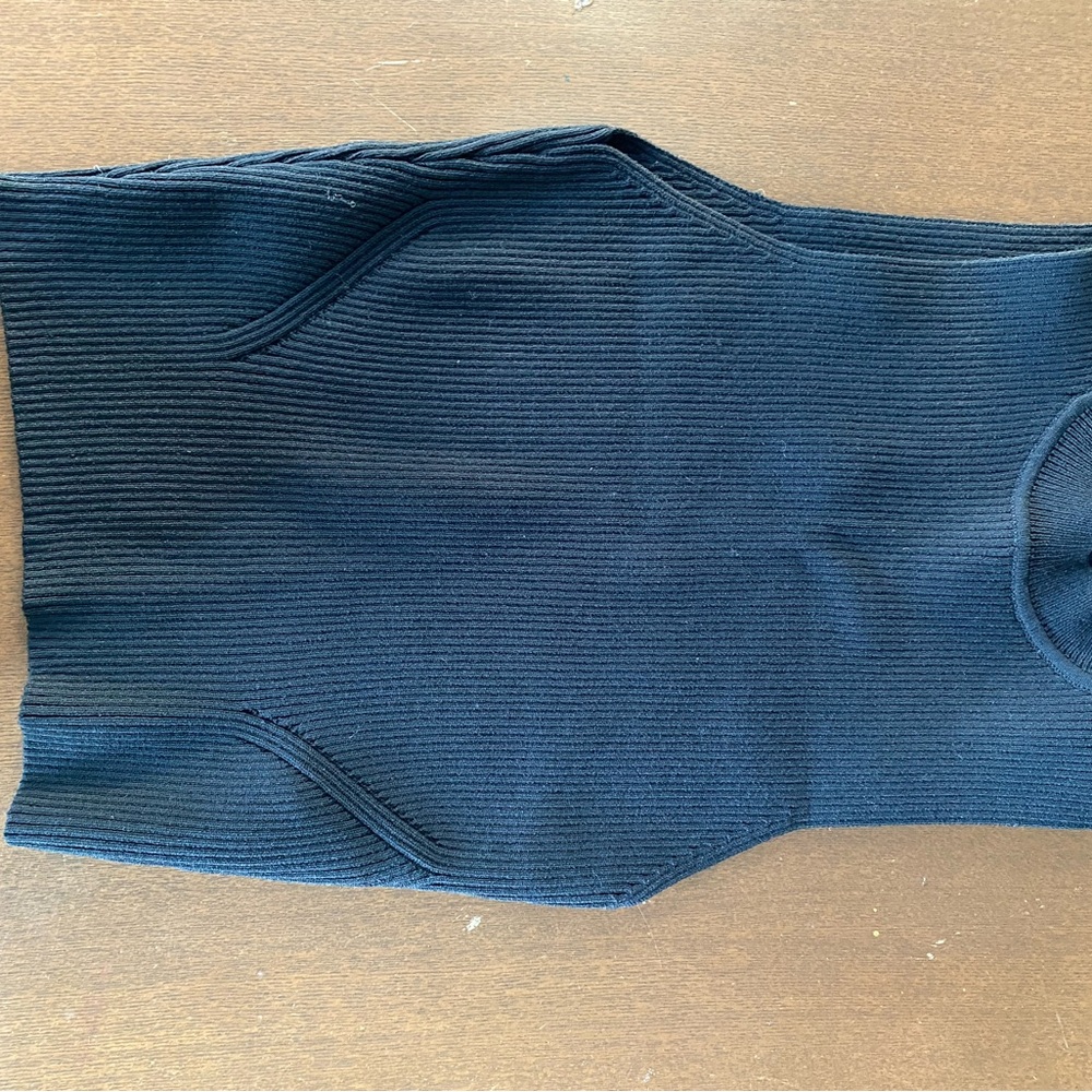 Abercrombie Women’s Ribbed Cropped Tank